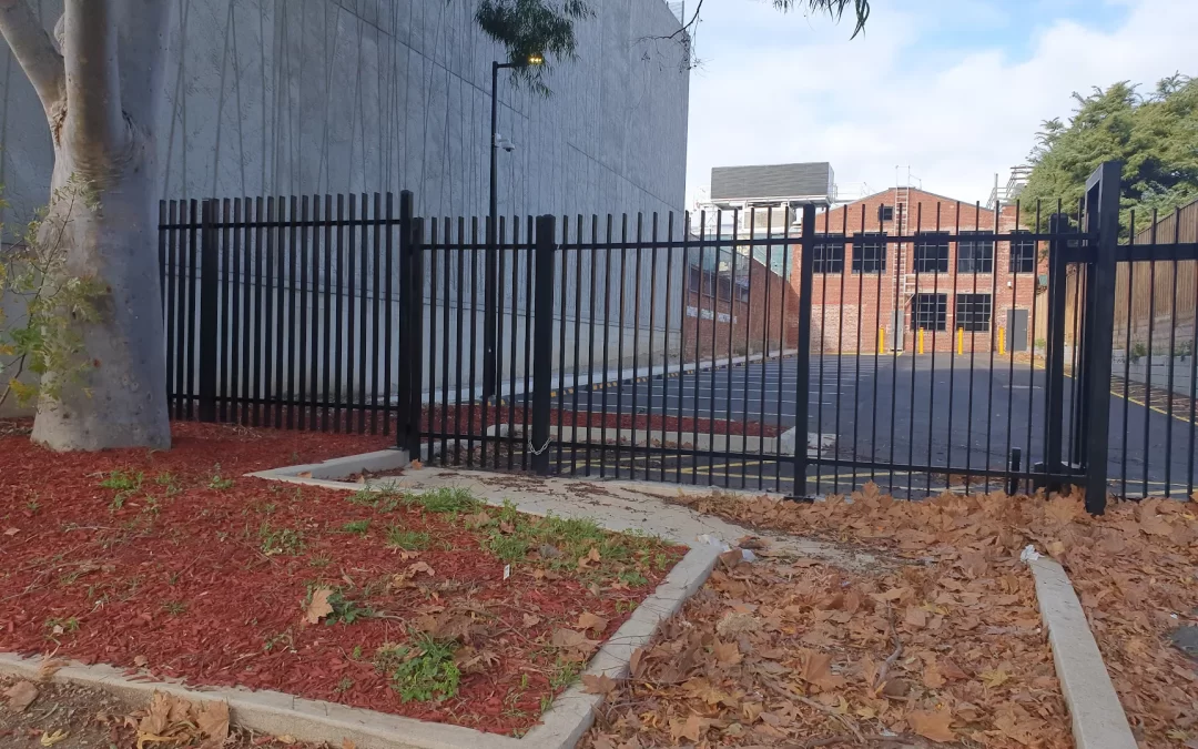 The Ultimate Guide to Choosing Commercial Fencing Melbourne
